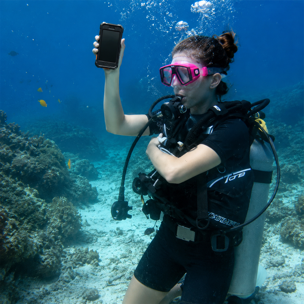Premium iPhone Case Waterproof IP68 Shockproof Full Body Protective Cover Vacuum Seal Touchscreen Access Dustproof Outdoor Underwater Protection Durable